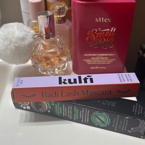 Benefit Badi Lash Mascara - Pink and Coral Packaging
